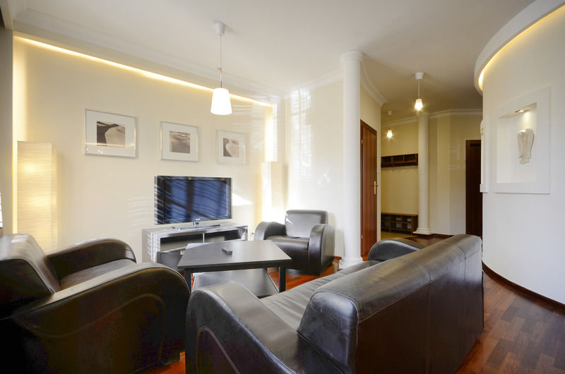 Dom & House - Apartments Port Monte Cassino Sopot Buitenkant foto